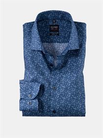 Olymp blå mønstret print skjorte med ekstra ærmelængde. Modern Fit 2084 39 18